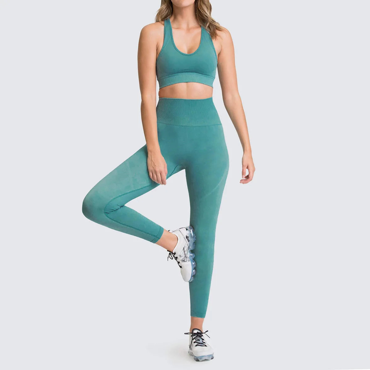 Seamless Yoga Sports Bra and Leggings