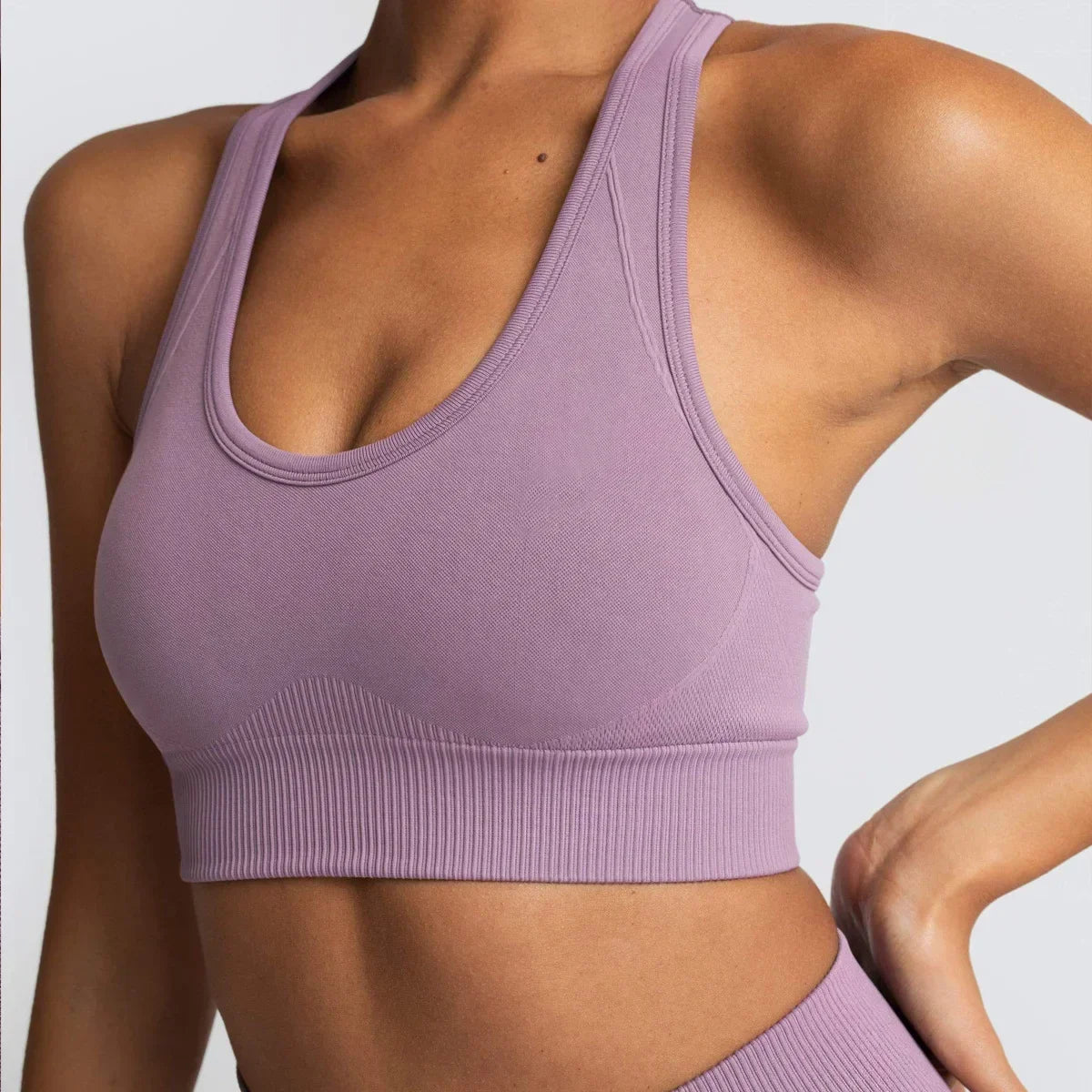 Seamless Yoga Sports Bra and Leggings