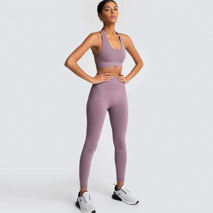 Seamless Yoga Sports Bra and Leggings