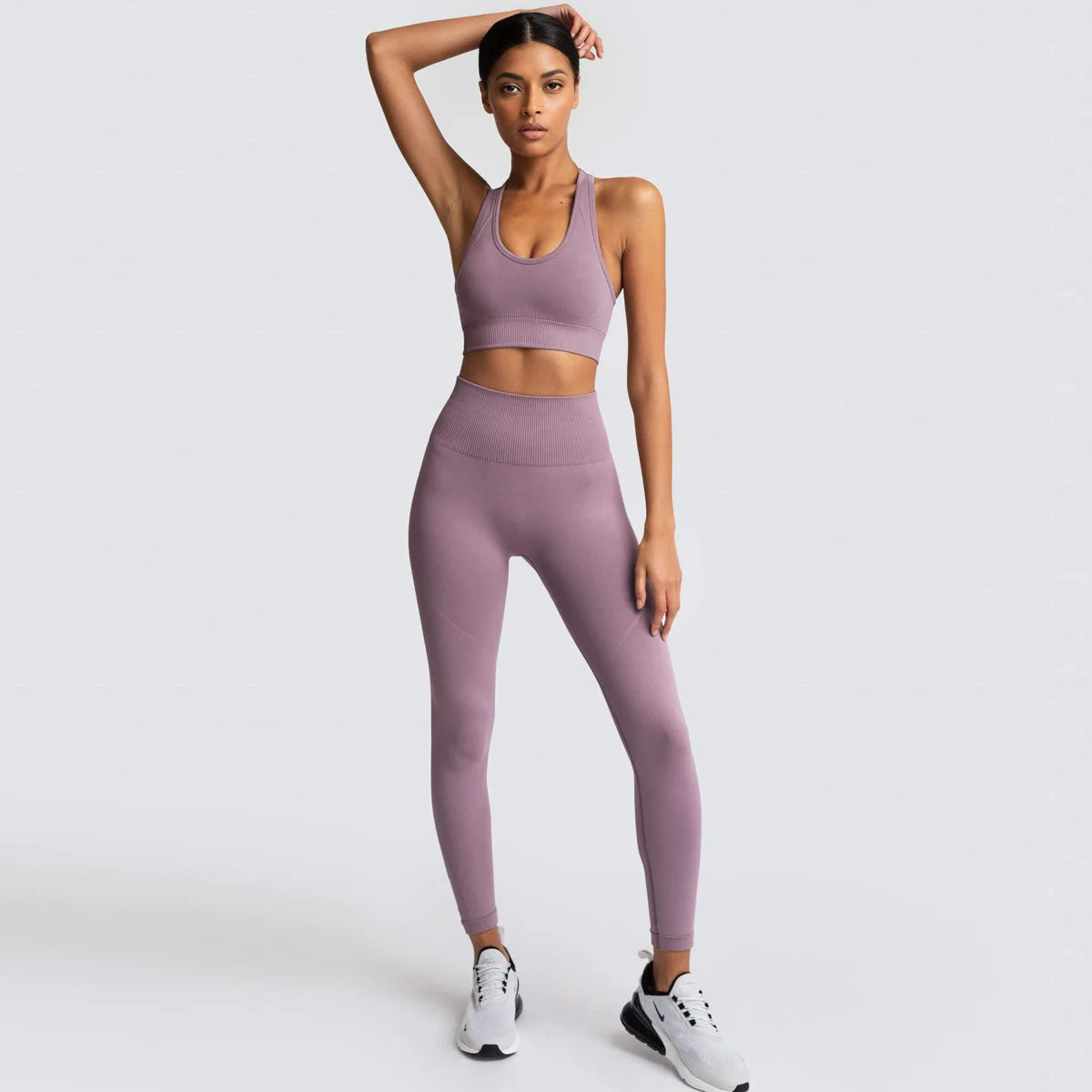 Seamless Yoga Sports Bra and Leggings