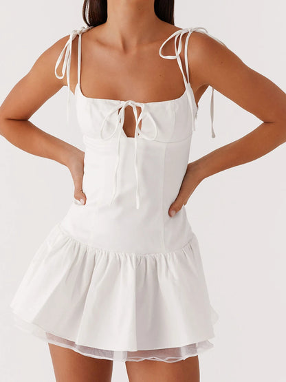 Elegant V-Neck Lace Dress with Short Sleeves and A-Line Skirt