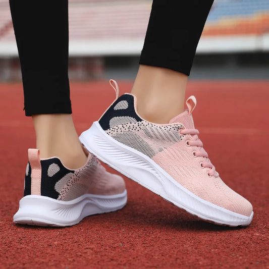 breathable women's low  top running shoes