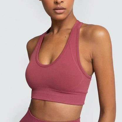 Seamless Yoga Sports Bra and Leggings