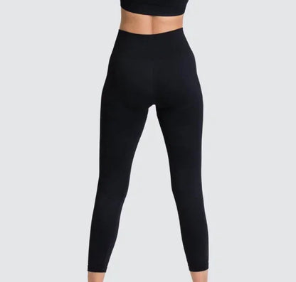 Seamless Yoga Sports Bra and Leggings
